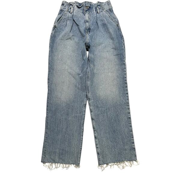 Abercrombie & Fitch - A&F Pleated High Waist Mom Jeans -  Raw‎ Hem - 29 / 8R - Picture 1 of 9